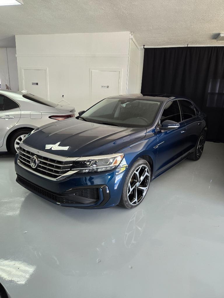 2020 Volkswagen Passat R-Line